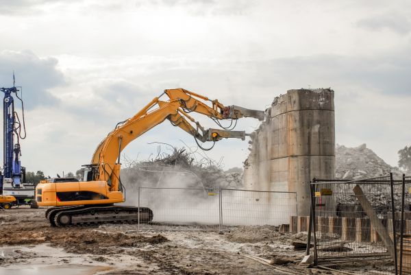 Silo Demolition in New Albany